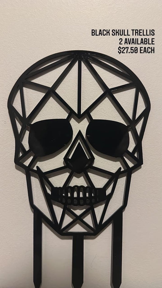 Skull Trellis - Black